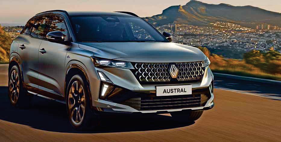 Facelifted Renault Austral breaks cover